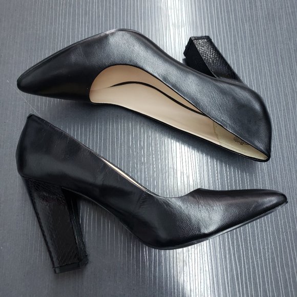 Nine West Shoes - Nine West women's size 9 Black Slip On Leather Heels - Gently Used No Box